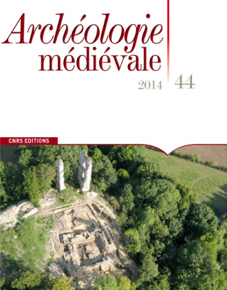 Archéologie médiévale 44